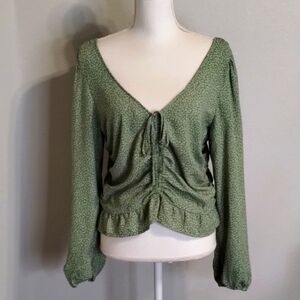 H&M Crop top green floral  Smocked back long sleeve size large stretch H and M